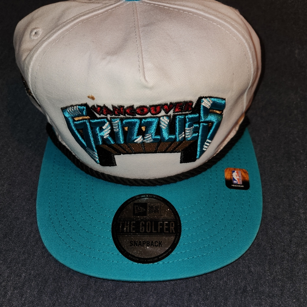 New Era Vancouver Grizzlies Snapback Hat